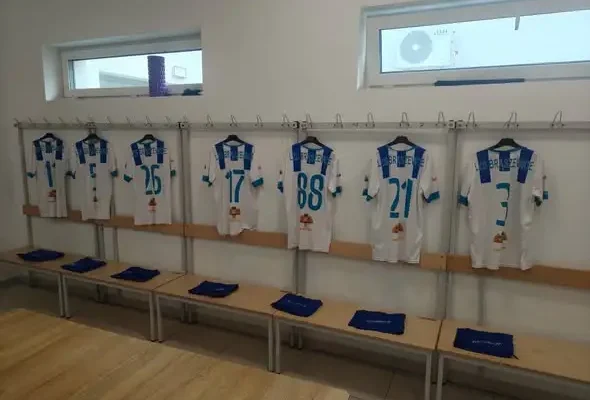 Ligowy mecz w Brąszewicach – KS Inter Sieradz Woźniki przyjeżdża na stadion